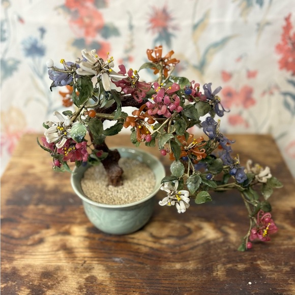 Vintage Jade Floral Bonsai Tree in Green Pot - Picture 4 of 12